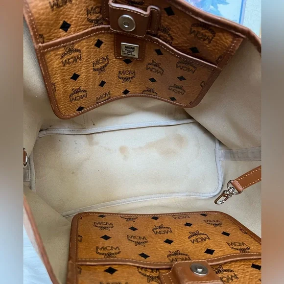 ⭐️MCM Visetos Tote with Silver Hardware - Picture 11 of 11